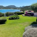 Palumbalza Sea *