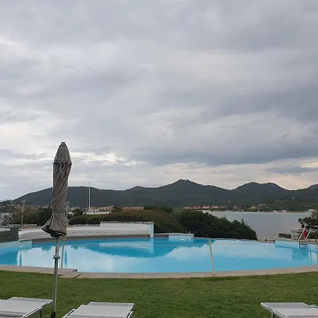 Palumbalza Sea