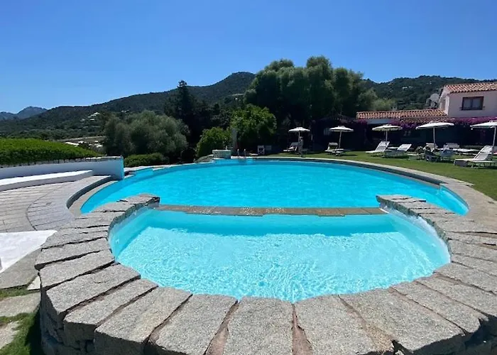 Palumbalza Sea *